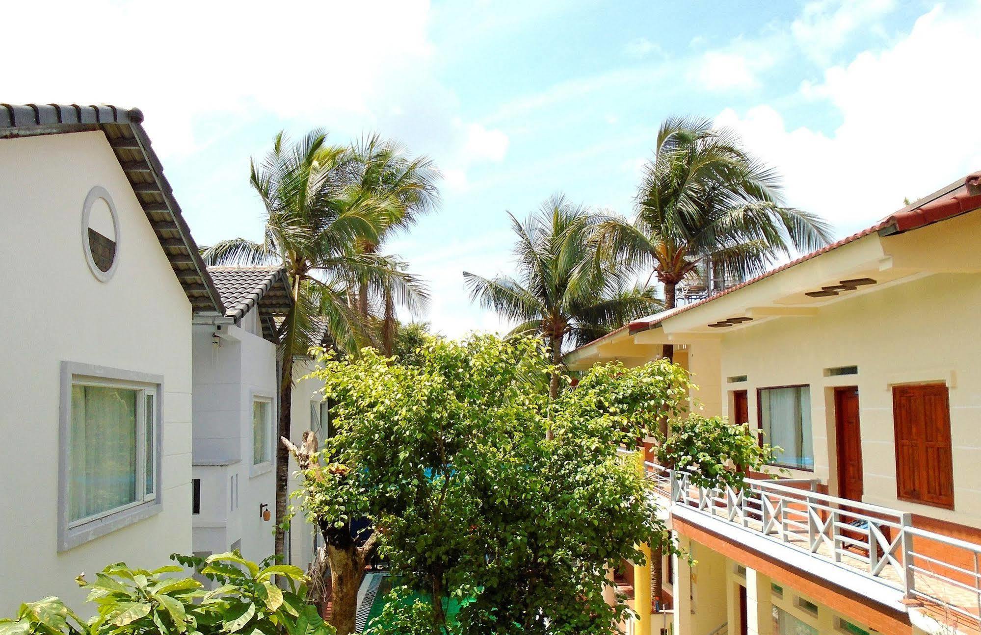 Oyo 614 Phu Quy Resort Екстериор снимка