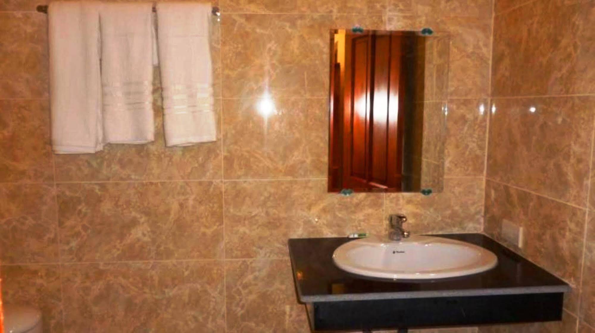 Oyo 614 Phu Quy Resort Екстериор снимка